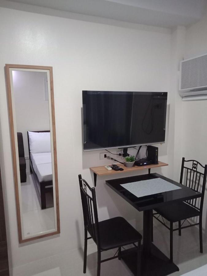 Cozy 1233 The Persimmon Studio Near Sm And Ayala セブ市 エクステリア 写真