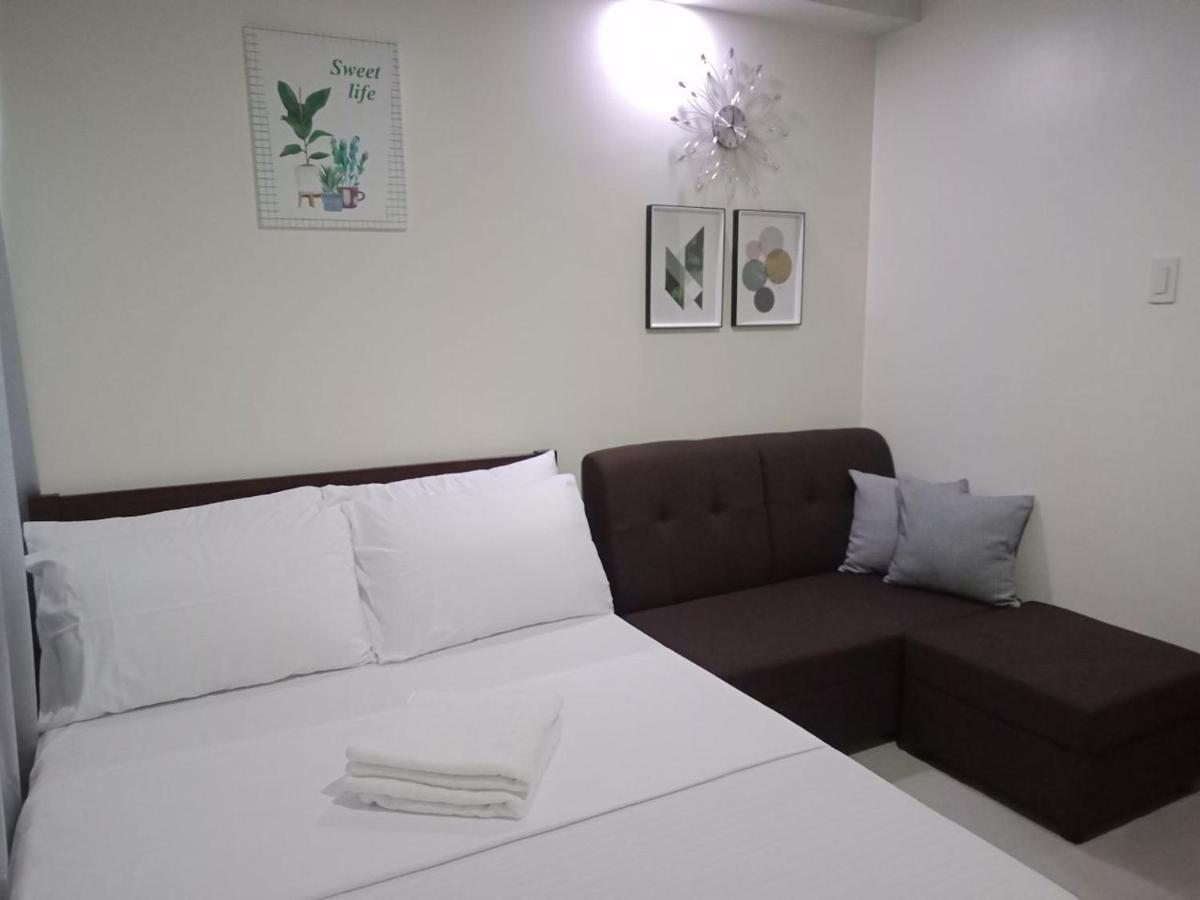 Cozy 1233 The Persimmon Studio Near Sm And Ayala セブ市 エクステリア 写真