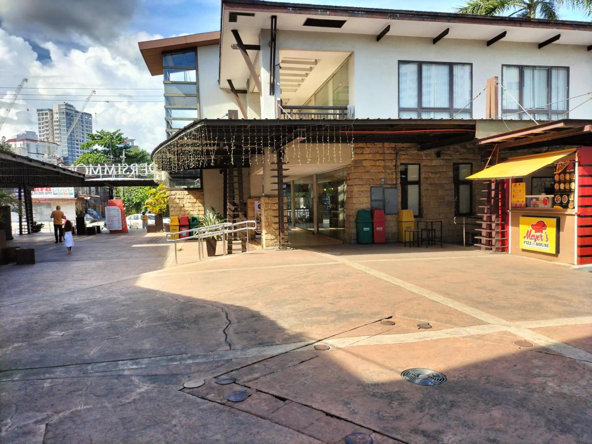 Cozy 1233 The Persimmon Studio Near Sm And Ayala セブ市 エクステリア 写真