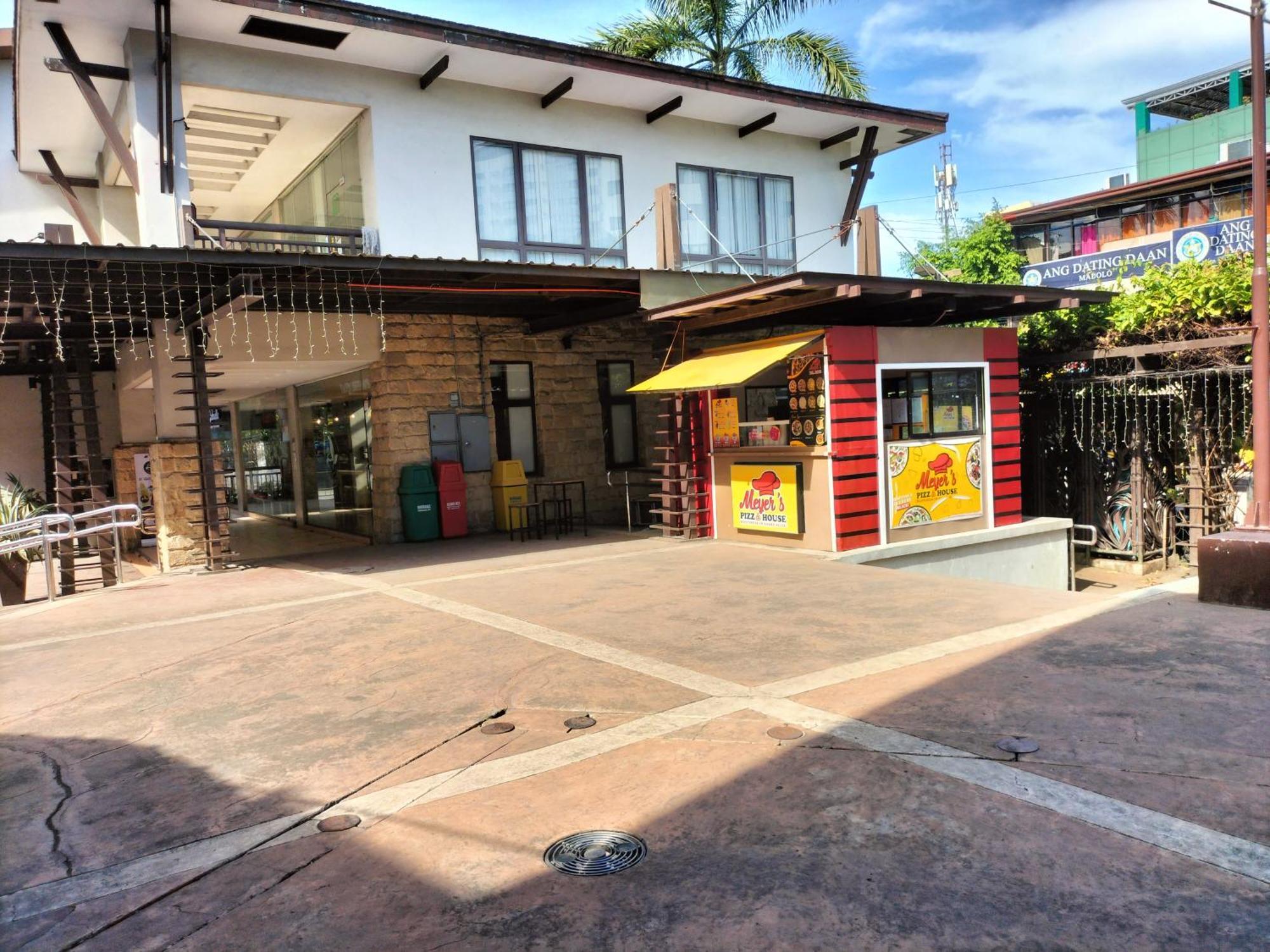 Cozy 1233 The Persimmon Studio Near Sm And Ayala セブ市 エクステリア 写真